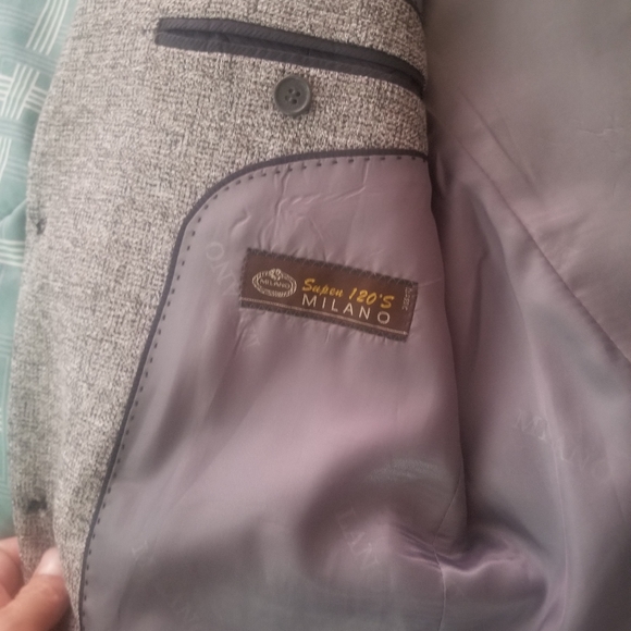 Blazer - Picture 5 of 5